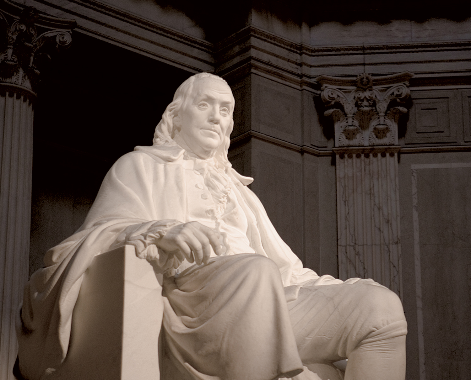 Benjamin Franklin Memorial Statue 