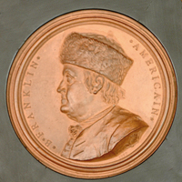 Nini Medallion