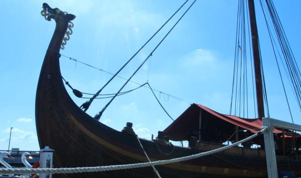 Draken viking replica at Penn's Landing