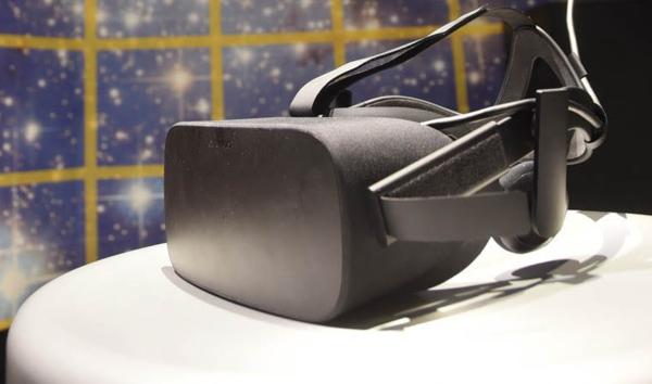 vr tour of the brain A virtual reality headset at the Franklin Institute's holodeck