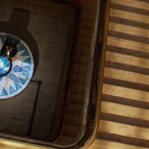 A different view of Foucault's Pendulum